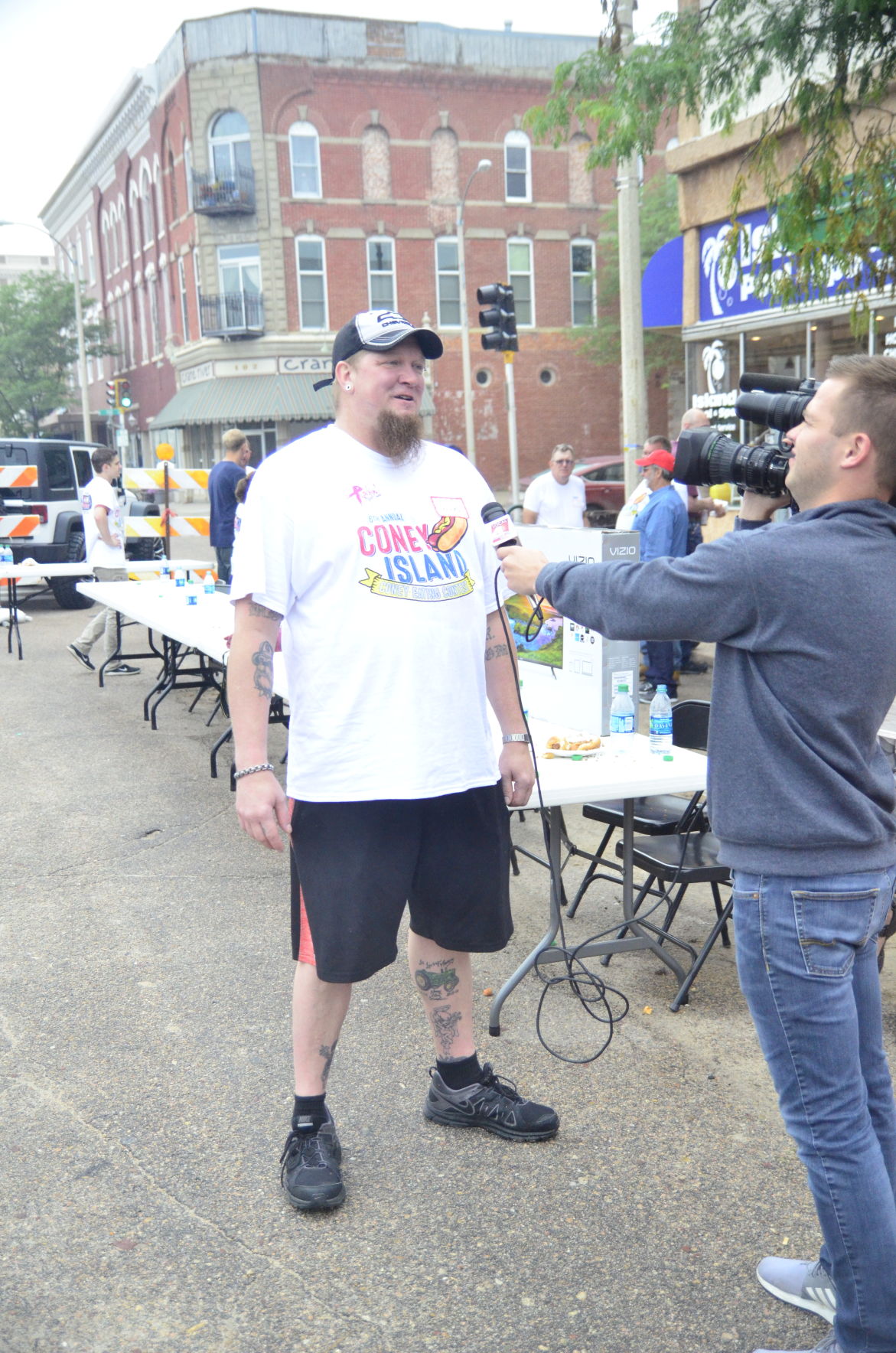 6-22-19 Coney Dog Contest (29).JPG